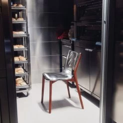 Poêle Chair -Möbel & Dekoration 0039 PS19 campaign V copia 300dpi 1250pxl 1280x1280