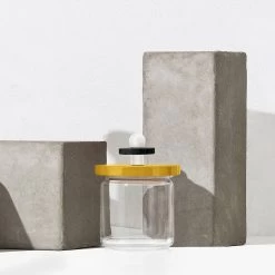 Vorratsbehälter ES16 -Möbel & Dekoration 0051 2x3 Sottsass collection barattolo nero giallo 1280x1280
