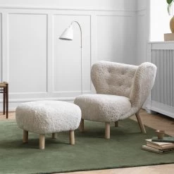 Little Petra Sessel (Schaffell) -Möbel & Dekoration 200318 amp Tradition Lille Petra Pouf4141 1280x1280