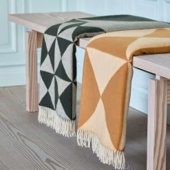 Wolldecke Mirror Throw -Möbel & Dekoration 2021 Verpan Mirror Throws NewColours HR 1280x1280