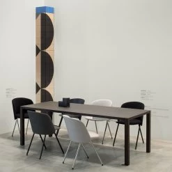 Sloane Tisch -Möbel & Dekoration 2024 e15 salone del mobile BIG 1416 1280x1280