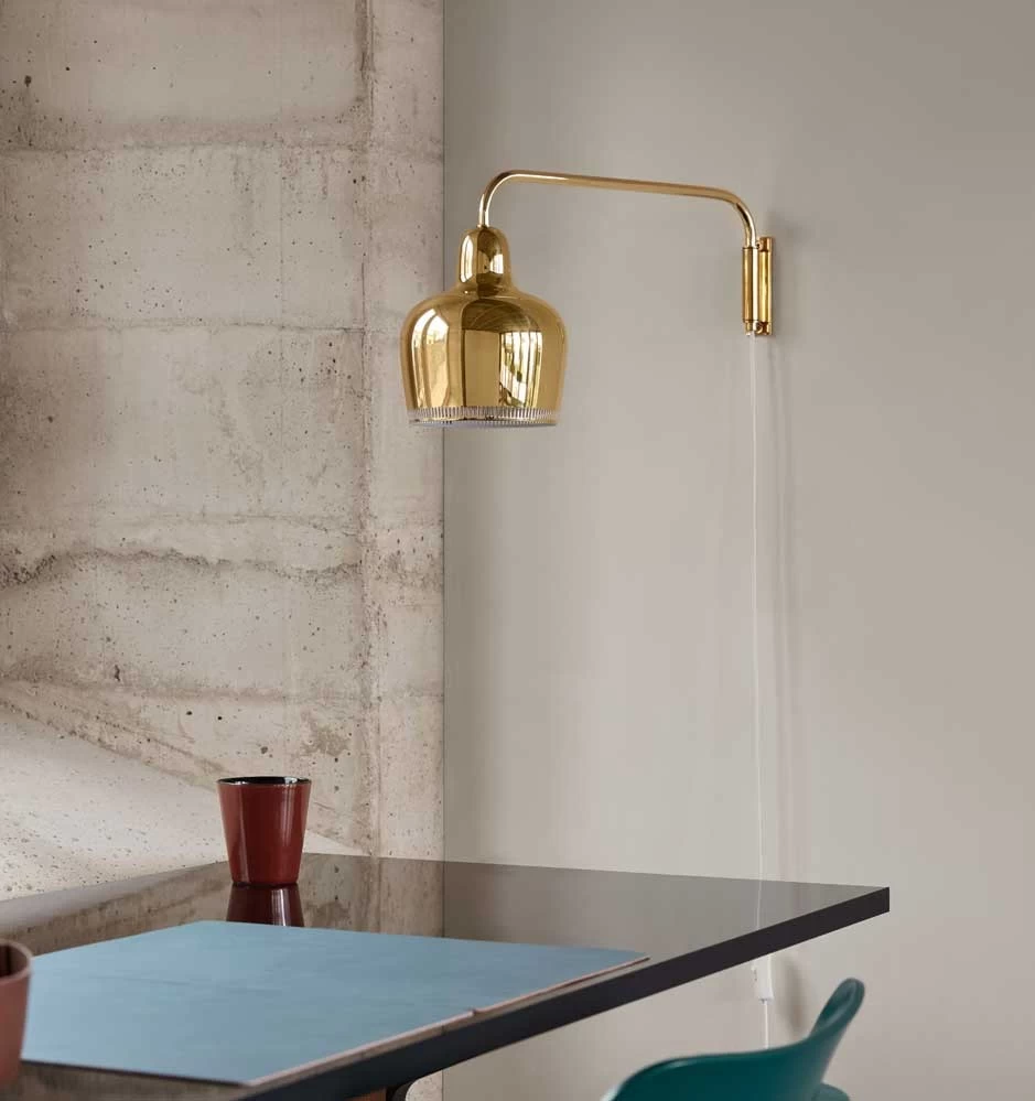 A330S Golden Bell Wandleuchte - Image 2