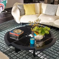 Rio Couchtisch -Möbel & Dekoration 3 CASSINA Rio low table Charlotte Perriand ph Francesco Dolfo 1280x1280