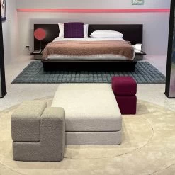 Soft Corners 2 Hocker -Möbel & Dekoration 5 Ghost Wall IMG 5036 1280x1280