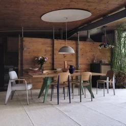 EM Table Massivholz 21 EM Table Massivholz -Möbel & Dekoration 6505322 Maison Prouve Dining Scene overview v fullbleed 1440x 1280x1280