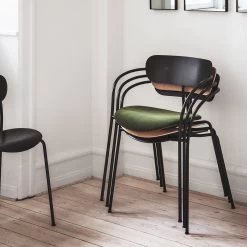 Pavilion Chair (gepolstert) -Möbel & Dekoration AV4 ambiente 2 1280x1280