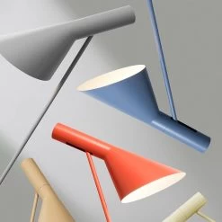 AJ Stehleuchte -Möbel & Dekoration AW23 Icons AJ Family campaign 18050 1280x1280