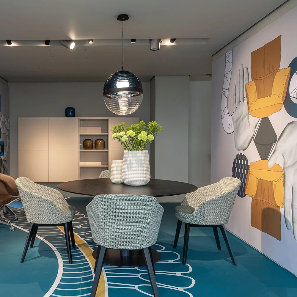 Trace Vase 6 Trace Vase - Image 4