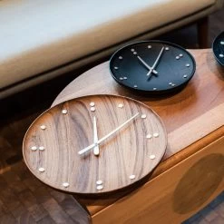 FJ Wanduhr ø 35 Cm -Möbel & Dekoration Architectmade FJ Clock Wall Clock Teak and Ash Wood Denmark Finn Juhl 4 1280x1280