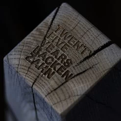 Backenzahn Black Edition Beistelltisch 16 Backenzahn Black Edition Beistelltisch -Möbel & Dekoration BACKENZAHN BLACK OAK Brennstempel3 1280x1280