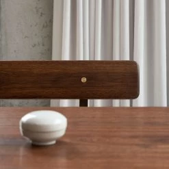 BM0699 Asserbo Bank Mit Rückenlehne 14 BM0699 Asserbo Bank Mit Rückenlehne -Möbel & Dekoration BM0698 BM0699 eucalyptus darkoil detail large 1280x1280