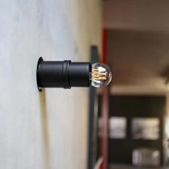 Pailla Wandleuchte -Möbel & Dekoration ClassiCon pailla black hallway 1280x1280