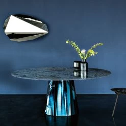 Pli Dining Table -Möbel & Dekoration ClassiCon piega mirror pli table lantern light print photo hassos 1280x1280