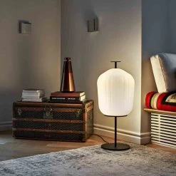 Plissée Stehleuchte -Möbel & Dekoration ClassiCon plissee floor lamp hz photo elias hassos 1280x1280