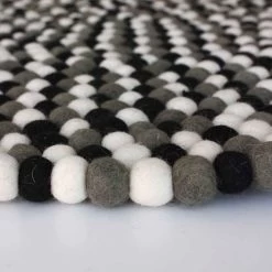 Filzteppich Confetti Schwarz-Weiß -Möbel & Dekoration Confetti black 1 15b435407e52db 1280x1280
