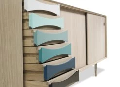 Triennale Sideboard AV01 Colour -Möbel & Dekoration Detail AV01 painted drawers 2 1280x1280