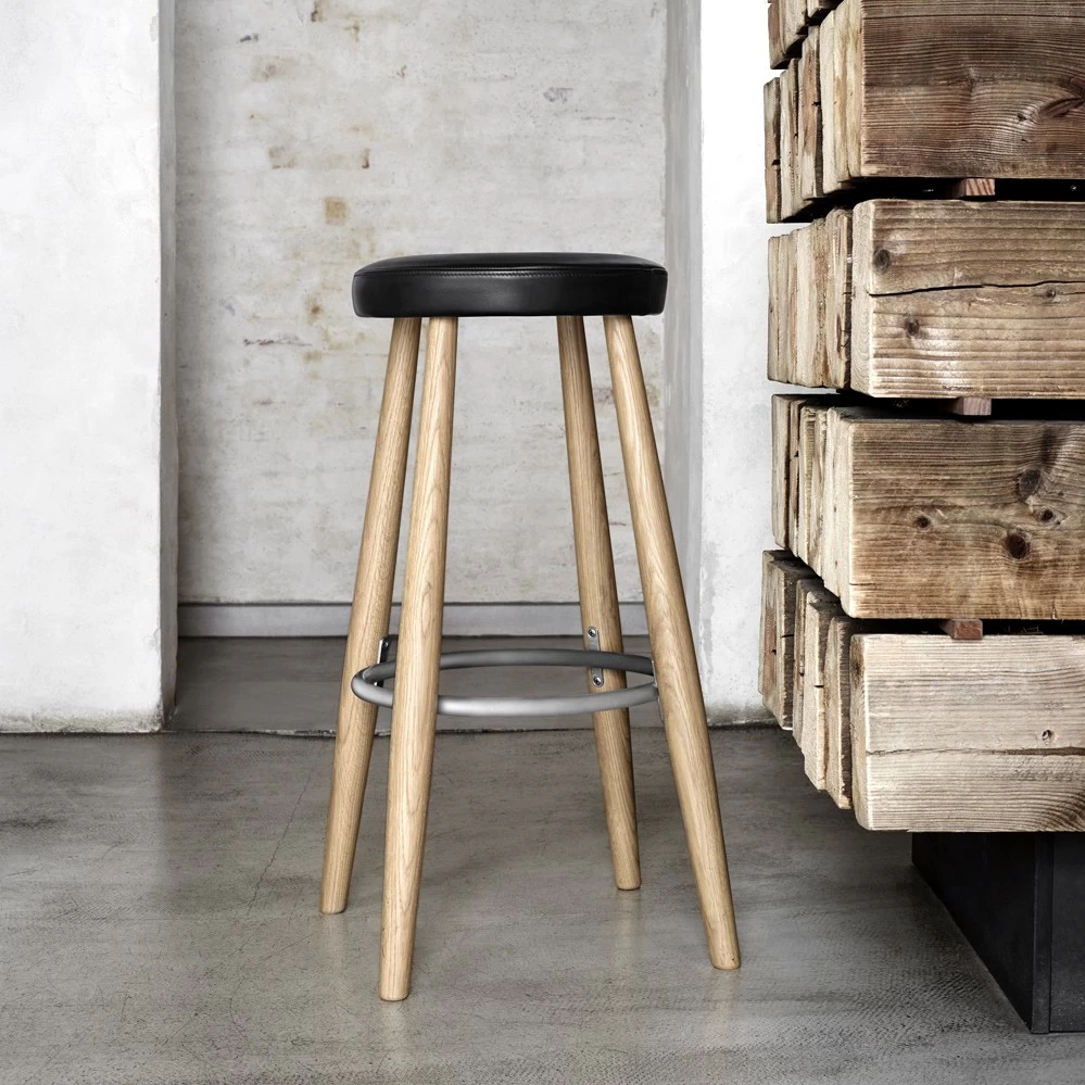 CH56 Bar Stool 5 CH56 Bar Stool - Image 3