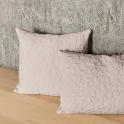 Vertigo Kissen 60 Cm -Möbel & Dekoration FH AJ Cusions Vertigo Sand RGB 1280x1280 1