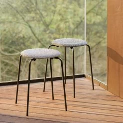 Dot Hocker Edition -Möbel & Dekoration FH Dot stool Ria 111 241 V1 RGB 1280x1280