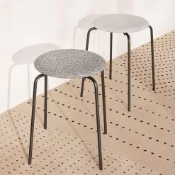 Dot Hocker Edition -Möbel & Dekoration FH Dot stool Ria 111 241 V2 RGB 1280x1280