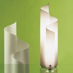 Mezzachimera Tischleuchte