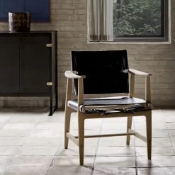 Huntsman Chair 16 Huntsman Chair -Möbel & Dekoration Huntsman chair BM1106 oak whiteoil black saddleleather v2 1280x1280