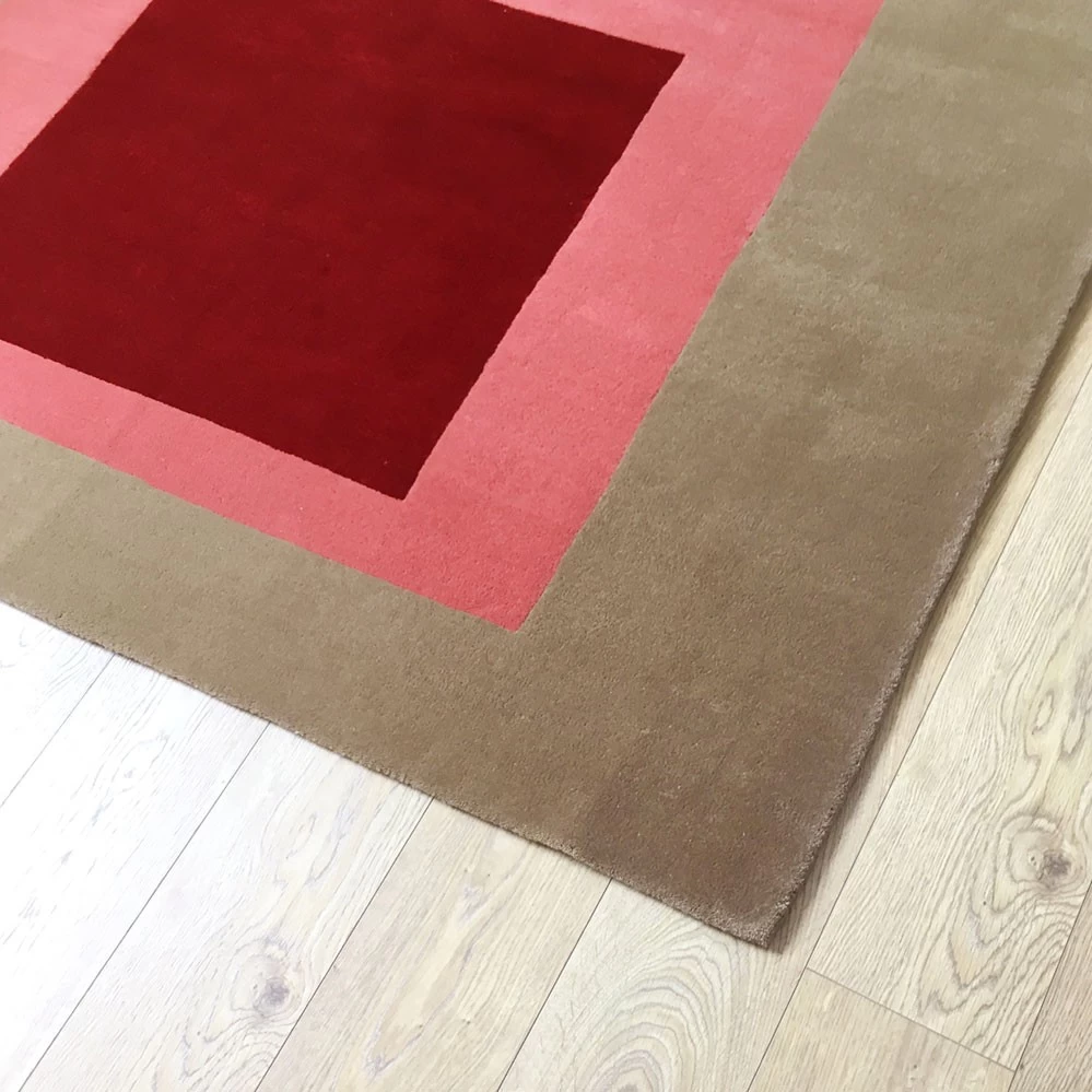 Homage To The Square Teppich Brown & Red 5 Homage To The Square Teppich Brown & Red - Image 3