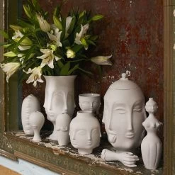 Gala Round Vase -Möbel & Dekoration Jonathan Adler Dora Maar vases lifestyle Portrait 1 1280x1280 2