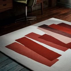 The Many Faces Of Red Teppich 9 The Many Faces Of Red Teppich -Möbel & Dekoration Josef Albers Many Faces of Red 3 Photography Christopher Horwood 1280x1280