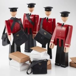 Postbote Figur -Möbel & Dekoration KB 39214 08 1 1280x1280