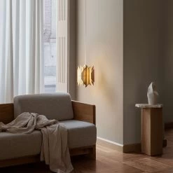 Divan 2 Brass Pendelleuchte 13 Divan 2 Brass Pendelleuchte -Möbel & Dekoration LYFA 2021 DIVAN 2 245 Brass Photographer Irina Boersma Stylist Pernille Vest 01 1280x1280