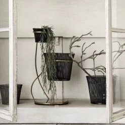 Matégot Blumentopf -Möbel & Dekoration Mategot FlowerPot MidnightBlack 1280x1280