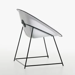 CUP Armlehnstuhl -Möbel & Dekoration Plank CUP white shell black frame5b337251ce4e4 1280x1280
