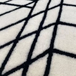 Quaderna Teppich -Möbel & Dekoration Quaderna 50 presentation 9 1280x1280