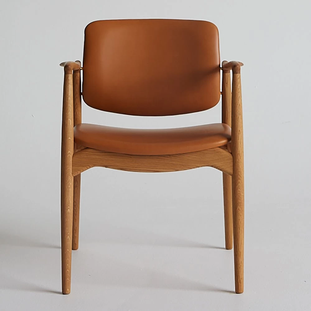 Captain’s Chair 3 Captain’s Chair