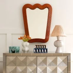 Balloon Vase Medium -Möbel & Dekoration SP22 talitha two door console riviera ripple mirror 1280x1280