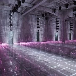 Inflatable Stool -Möbel & Dekoration SS19 Prada Mens showspace 06 1280x1280