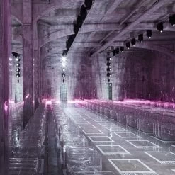 Inflatable Stool -Möbel & Dekoration SS19 Prada Mens showspace 07 1280x1280