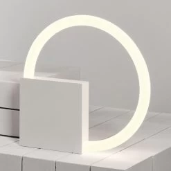 TC6 Circle Tischleuchte