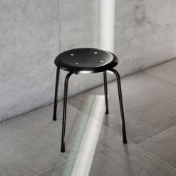 S 38 Stapelhocker 13 S 38 Stapelhocker -Möbel & Dekoration Wilde Spieth Architecture 8 1280x1280