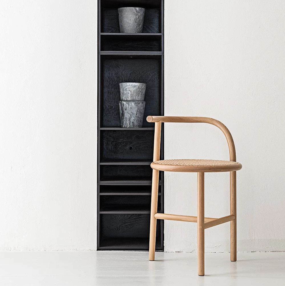 Single Curve Stool 7 Single Curve Stool – Bild 5