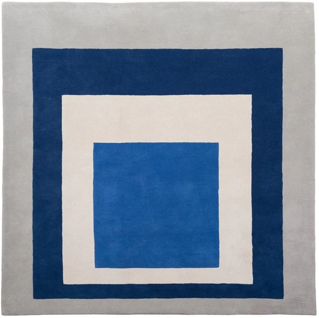 Homage To The Square Teppich Blue & White 3 Homage To The Square Teppich Blue & White