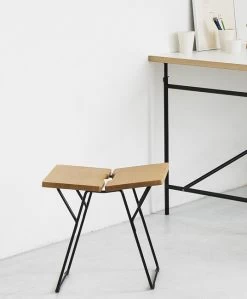 Riki Solid Stool -Möbel & Dekoration riki img1 4101 2 1280x1280